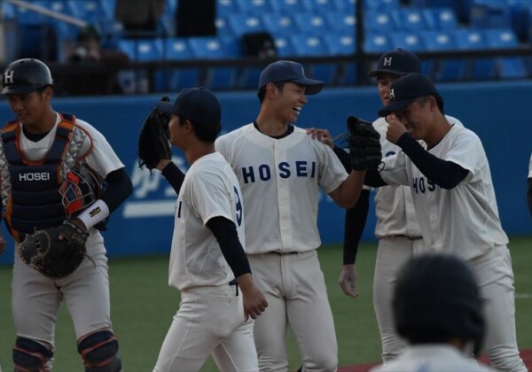 【硬式野球】東京六大学野球2023秋季リーグ戦 明大2回戦 4回の 